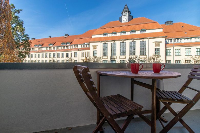Sonderpreis, Alles inklusive: voll eingerichtete 2-Zi-Whg mit schickem Bad/Balkon – फोटो 1