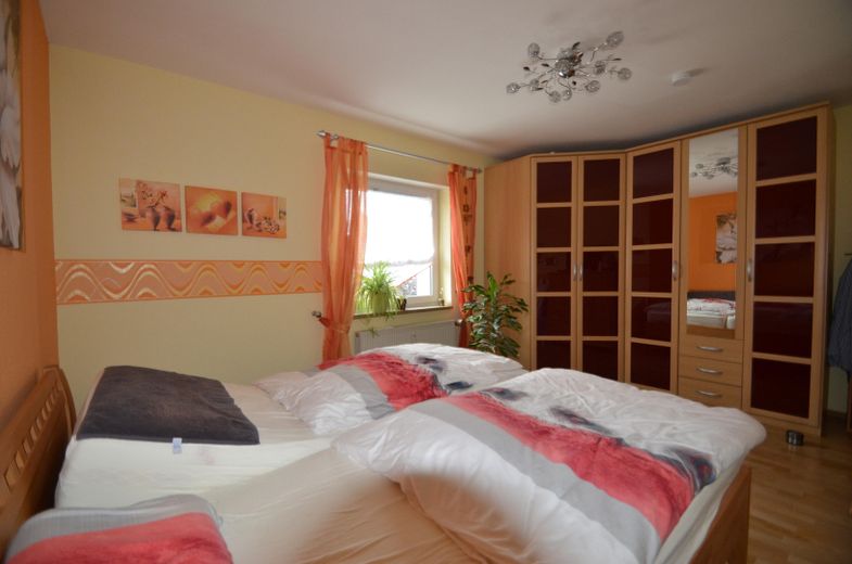 ****TOP 3,5-4 Zimmerwohnung, großer Balkon, in Ansbach, ruhige zentrale Lage – Schlafzimmer