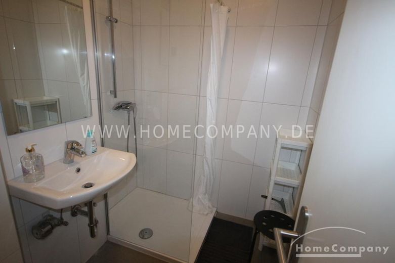 **Alt Saarbrücken, luminoso appartamento bilocale arredato in stile moderno con balcone** – 73cd1827c6c4eef5d70f011493c1e108f47c2600.jpg