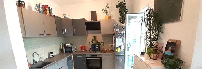 helle 3-Zi.-Wohnung mit großem Balkon und optionaler Einbauküche – offene Küche