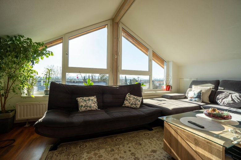 3-Zimmer-Dachgeschosswohnung mit Bergblick – Foto 8
