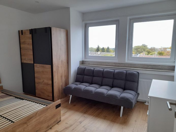 ++TOP renovierte 4 ZKB++großer Südbalkon++2 Bäder++Küche++möbliert – Foto 18
