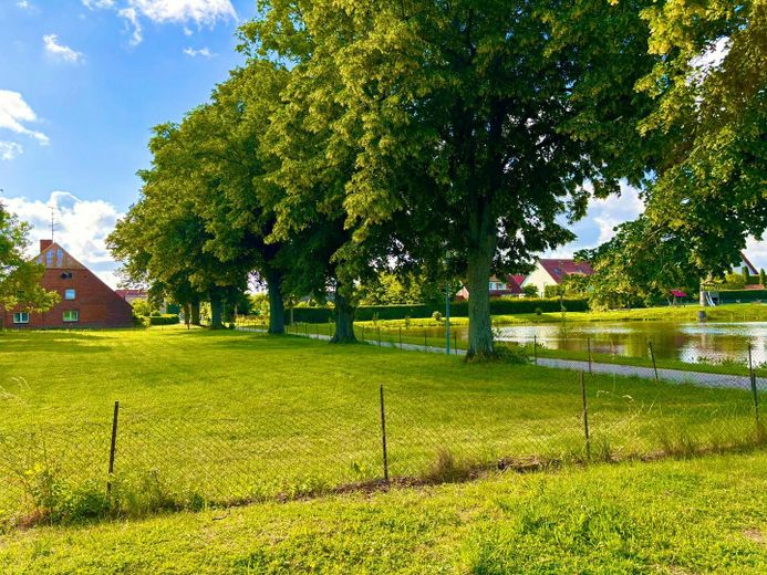 BLICK AUF DORFTEICH