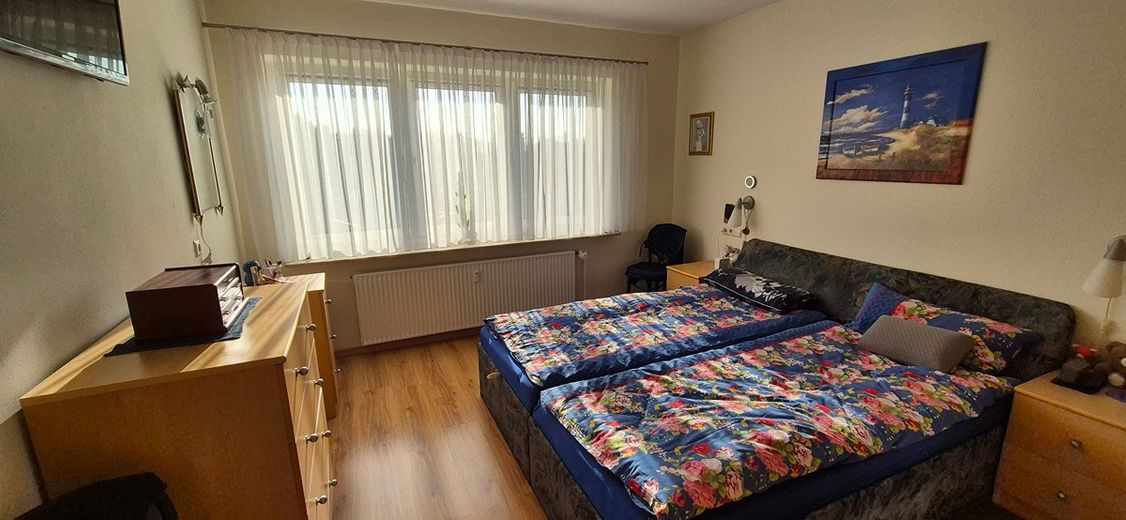Przestronne 3-pokojowe mieszkanie z balkonem i garażem – Foto 9