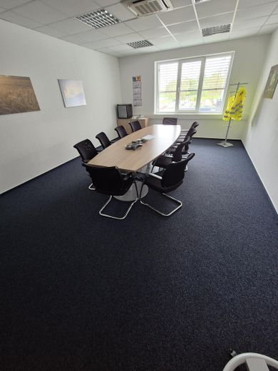 Halle sowie Büro- und Verwaltungsgebäude in Waltershausen – Foto 29