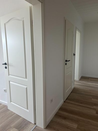 Perfekt für junge Leute, zentral gelegen, Gartenmitnutzung- 2 Zimmer Wohnung – Foto 6