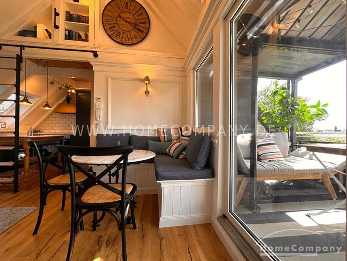 Helle und modern eingerichtete Wohnung im Loft Still mit Loggia – bab8817b36c72ea5b42d1c309a34f6c0a6fd2bcd.jpg