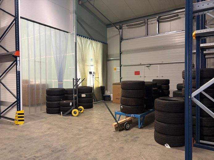 Gewerbehalle mit Büroräumen, WC´s und Sektionaltor (Rheine,Lingen,Ibbenbüren) – Foto 4