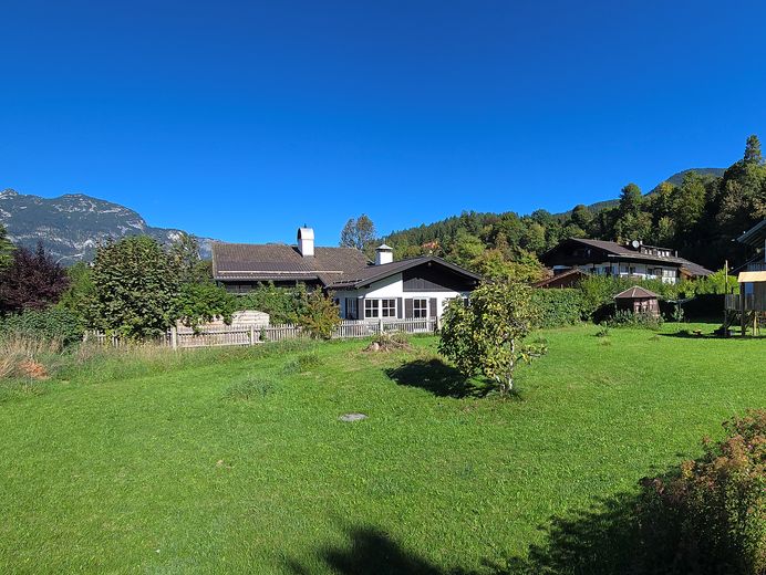 Wohnen mit Bergkulisse – massiv gebaut, für immer daheim – 1 Blick nach Norden