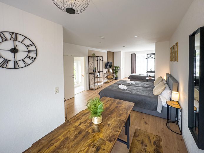Modernisiertes Endreihenhaus mit 2 Bädern und 2 Loggien – ideal für Eigennutzer oder Kapitalanleger – Foto 22