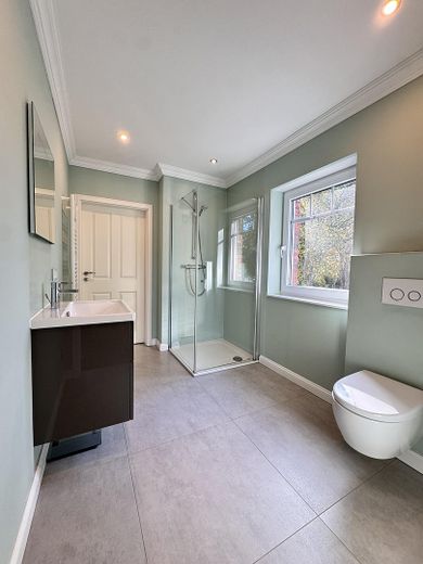 Kinderbad mit 2 Eingängen