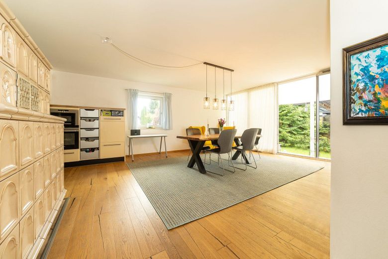 Provisionsfrei: 261 m² Doppelhaushälfte mit Loft-Charakter, Doppelgarage und Südwest-Terrasse – Foto 3
