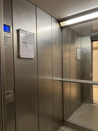 Schöne, geräumige zwei Zimmer Wohnung in Oederweg, Frankfurt am Main, Nordend-West – Foto 12