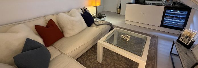 Wohnzimmer  DG