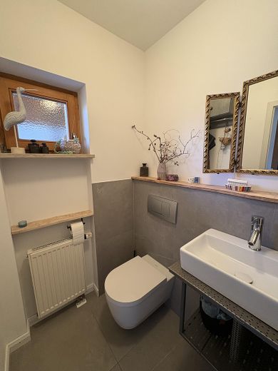Gepflegtes Reiheneckhaus in ruhiger Lage – Gäste-WC