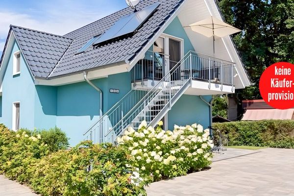 HORN IMMOBILIEN ++ fantastic holiday home in Röbel on Lake Müritz with two holiday apartments