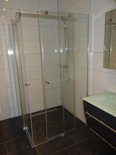 Інвестиційний об'єкт із більш ніж 76000€ чистої річної орендної плати – Walk-in Dusche