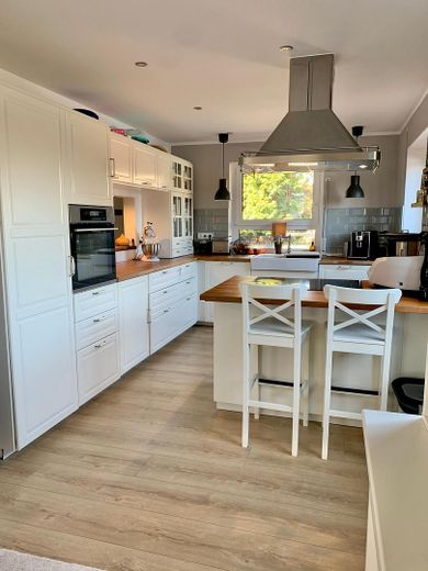 Charmantes Einfamilienhaus in Berenbostel mit Wintergarten – Küche