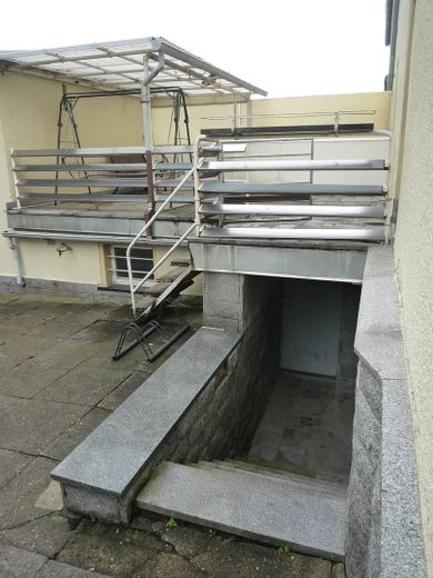 Außeneingang zum Keller