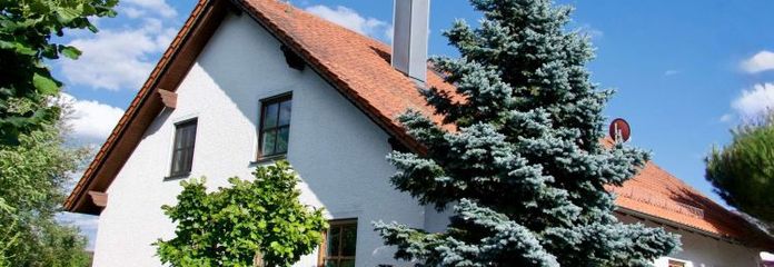 Einfach Mehr: Großzügige 4-Zimmer-Wohnung über 2 Ebenen | 217 m² Wfl | Einliegerwohnung – Tegernheim
