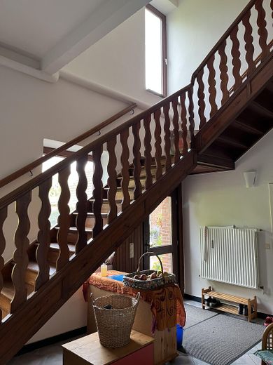 Holztreppe, Hausmitte zum 1.OG