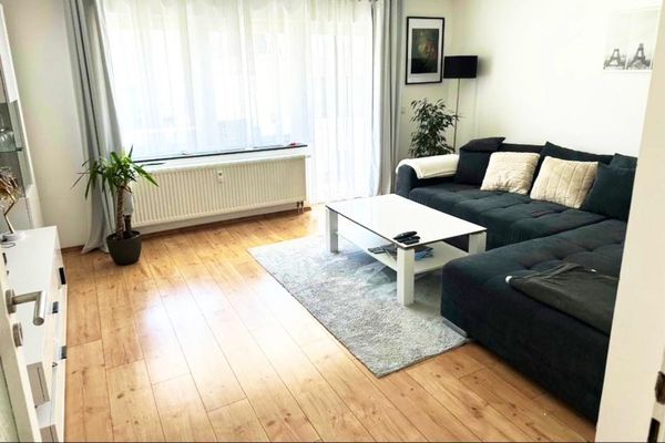 Helle 3-Zimmer-Erdgeschosswohnung mit Südbalkon in ruhiger lage in Onstmettingen (Hohberg)