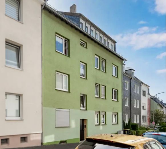 Jobcenter– deine neue Wohnung ist fertig! Job Center–Your new apartment is ready for you to move in! – Außenansicht