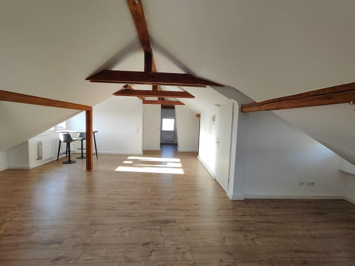 Über den Dächern von Deggendorf - renoviert - bezugsfrei - zentrumsnahe Höhenlage Nähe Klinikum – Foto 3