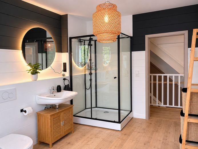 618 m² Grundstück, großer Garten, 138 m² Wohnfläche, provisionsfrei in Sehnde – Foto 1