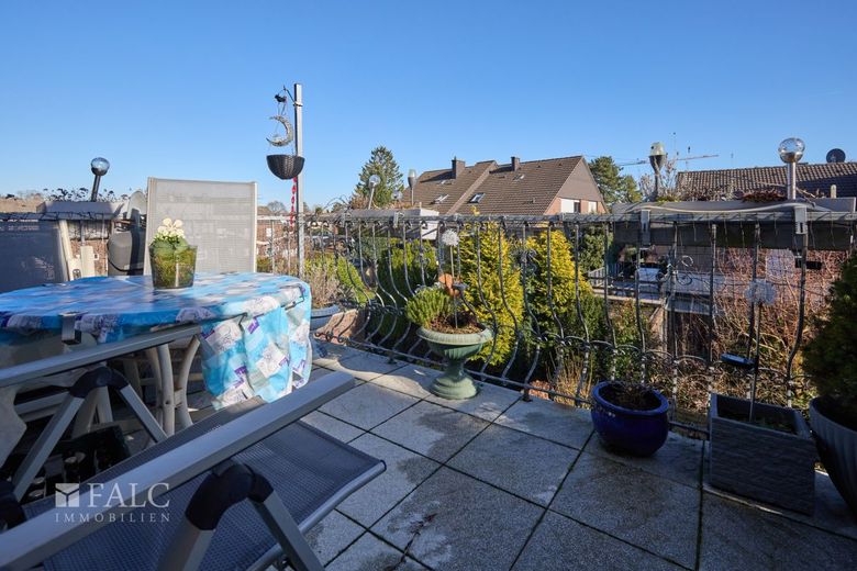 Die ganze Familie unter einem Dach! – DG_Balkon
