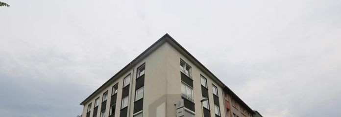 FAKTOR 15,8 - MEGA WOHN UND GESCHÄFTSHAUS