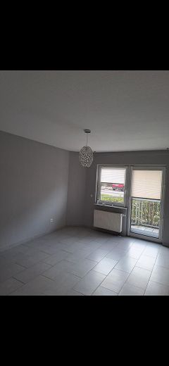 Bellissimo appartamento di proprietà di 3 locali con posto auto nel garage sotterraneo in vendita – Foto 6