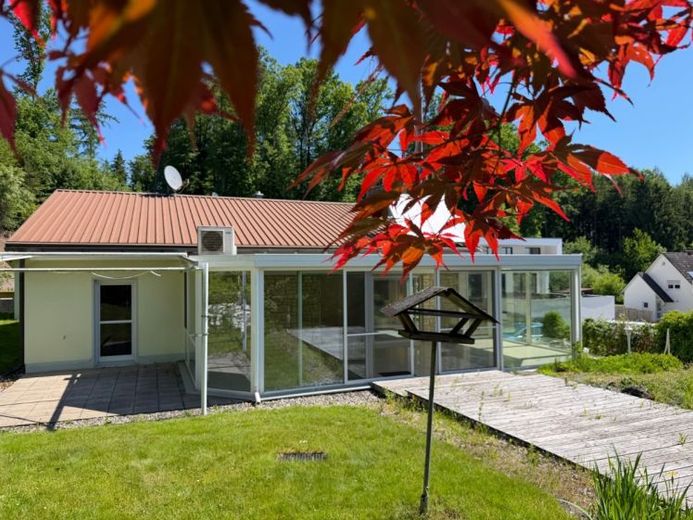 ** Commission-free for buyers** Living surrounded by nature – Exclusive detached house with forest views – Photo 1