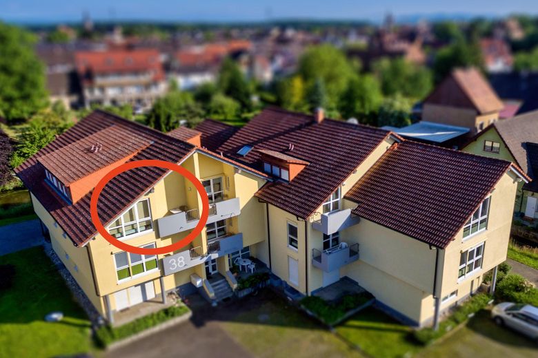 Genehmigte Ferienwohnung in Top-Lage von Rust | Nur ca. 300 m vom Europa-Park |  Bruttorendite 9,5 % – Lage der Wohnung (roter Kreis)