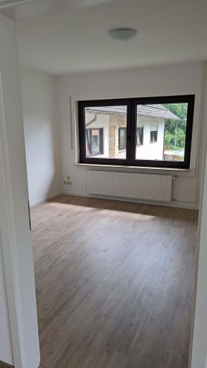 Investimento interessante: 5 unità abitative con potenziale di sviluppo vicino al lago Edersee – Fotos OGDG links 13b