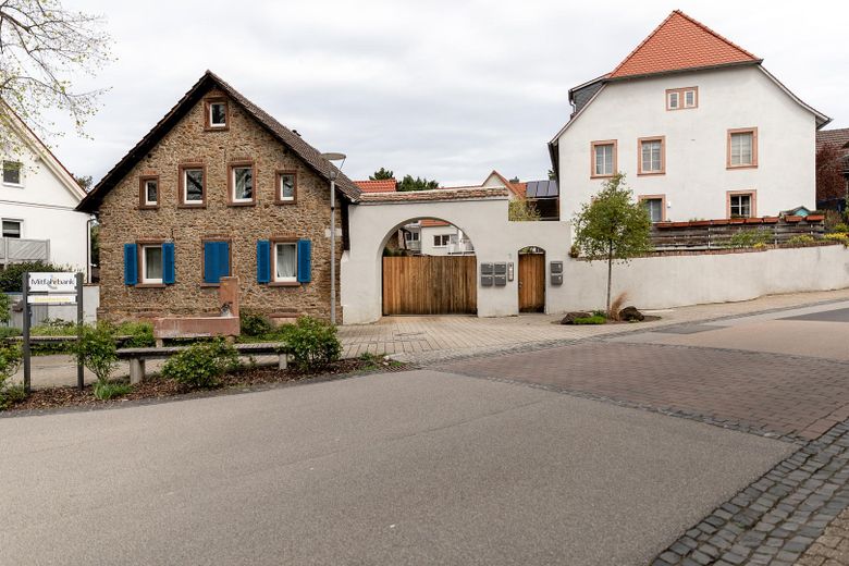 Straßenansicht