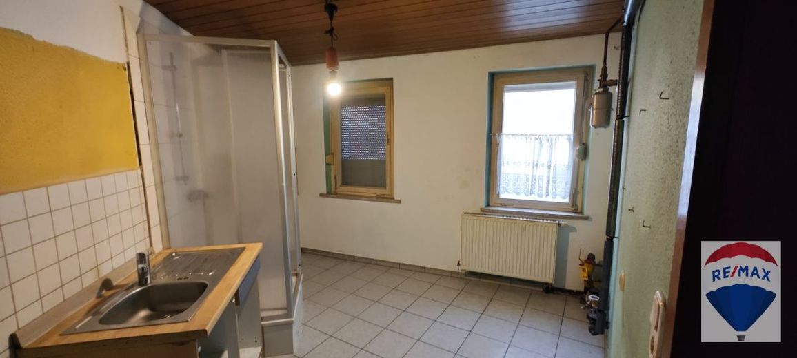 Preissenkung!!! - Mehrfamilienhaus in zentralster Lage Bayreuths! – EG Küche/Bad