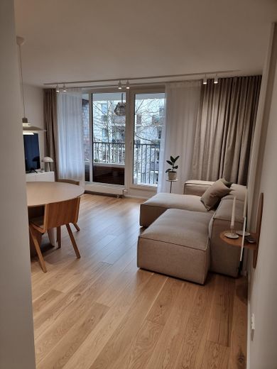 3-Zimmer-Wohnung | Vollmöbliert & inkl. Parkplatz | Friedrichshain – Foto 8