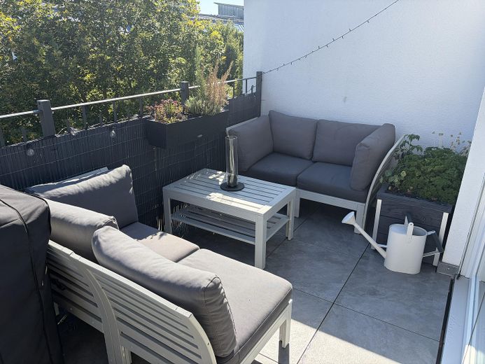 Provisionsfrei! Modernes Penthouse mit großer sonniger Dachterrasse – Dachterrasse
