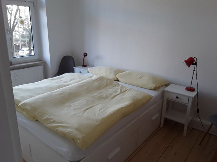 Attraktive, sehr schön möblierte 3-Zimmer Wohnung in Erfurt – Masterschlafzimmer