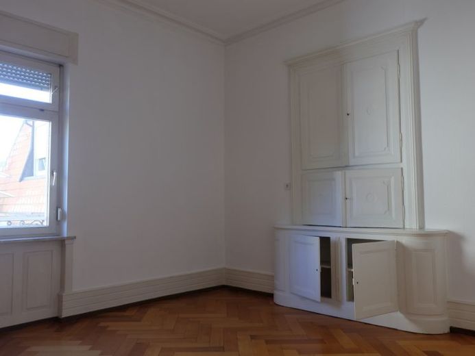 Herrschaftliche 4 bis 5 Zimmer Villenwohnung nahe dem Festspielhaus. – Foto 1