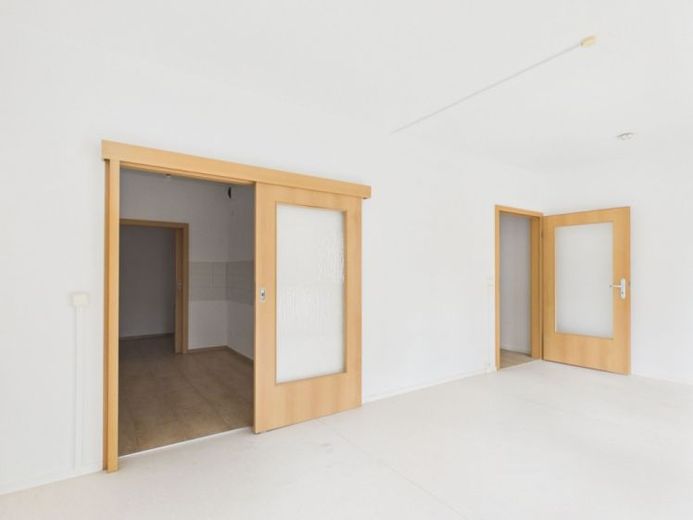 Appartamento di 2 locali al piano terra con balcone sul Sonnenberg meridionale – Foto 1