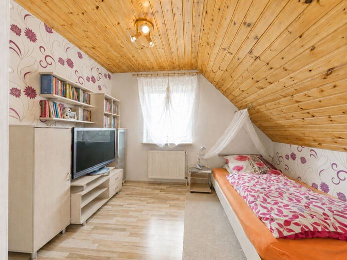 Wo Familienglück ein Zuhause findet - Klinkerhaus 
mit großem Garten in ruhiger Wohnlage von Altenwalde – Ein Ort zum Spielen, Lernen und Träumen