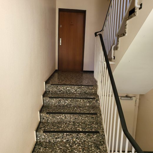 Lichtdurchflutetes Wohnen in Hamburg-Lokstedt: Charmante 3-Zimmer-Wohnung – Teppenhaus