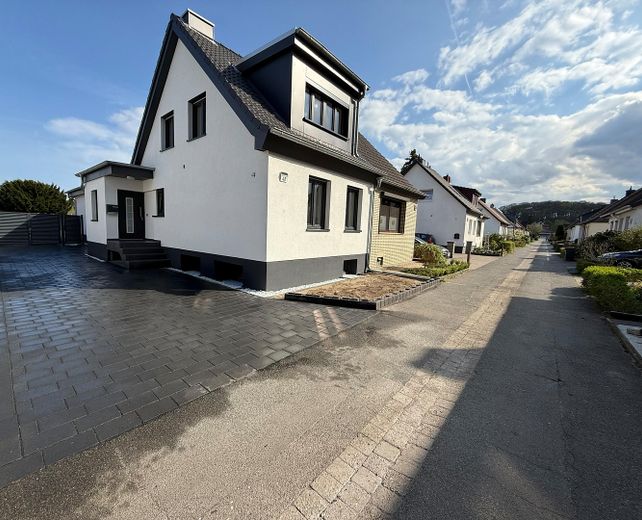 Hausansicht Straße
