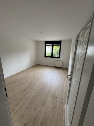 Großzügige 3- Zimmer Wohnung mit Balkon - renoviert – Foto 4
