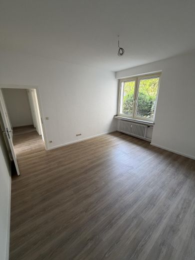 Frisch kernsanierte 2-Zimmer-Wohnung in Krefeld – moderne Ausstattung – Schlafzimmer