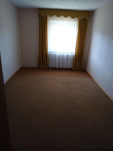 Vielseitig nutzbares Zweifamilienhaus mit unverbaubarer Aussicht – Esszimmer Untergeschoß
