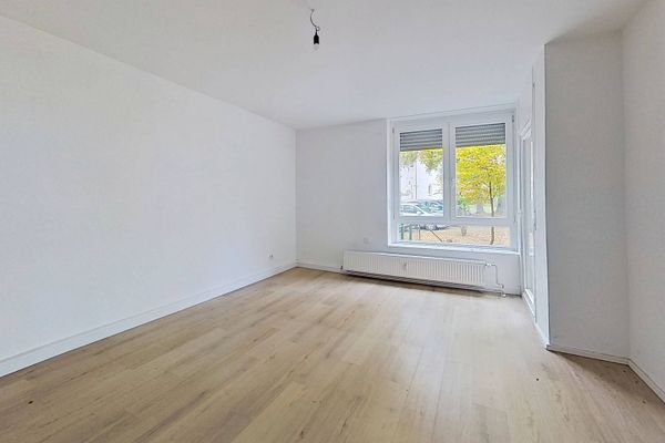 ** Moderne 4-kamer-begane-grondwoning met terras&daglichtbad in Roding **