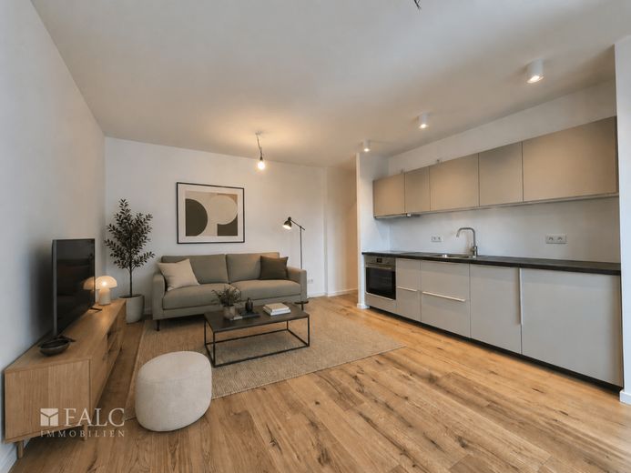 **Modernisierte Wohnung mit Fahrstuhl**- FALC IMMOBILIEN – Wohn- u. Küchenbereich Bsp.